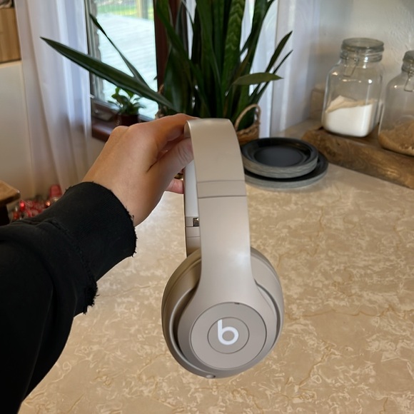 Beats Studio Pro - Picture 4 of 8
